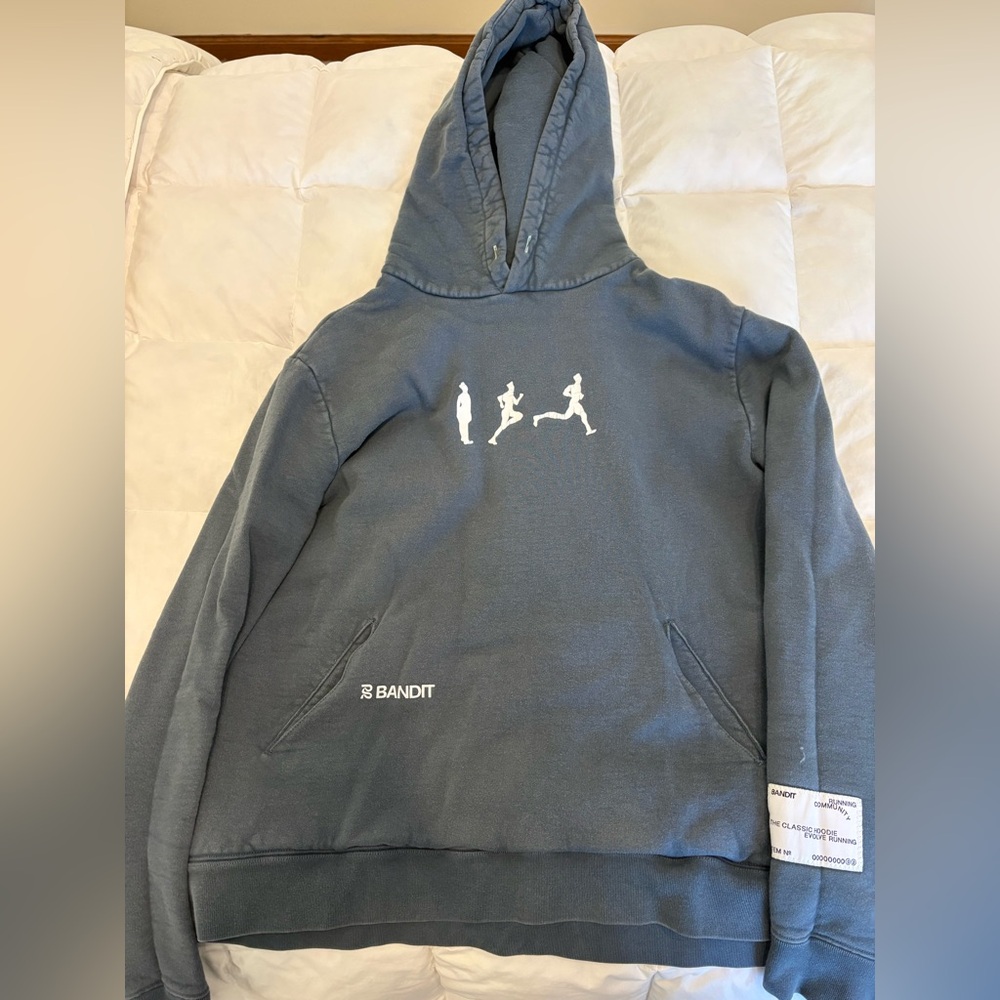 Bandit evolution of running hoodie